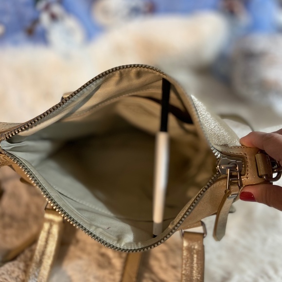 Fossil Gold Crossbody Bag - Picture 5 of 8